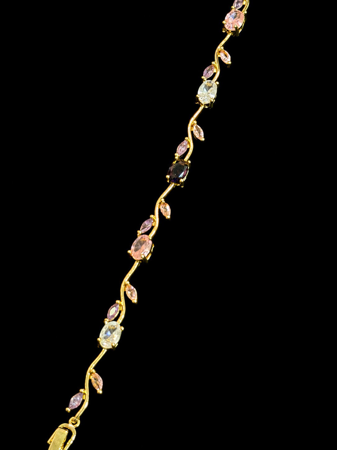 Tulip Mystic Bloom Bracelet thumbnail 3